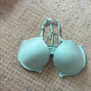 NWOT Victoria secret racer back bra